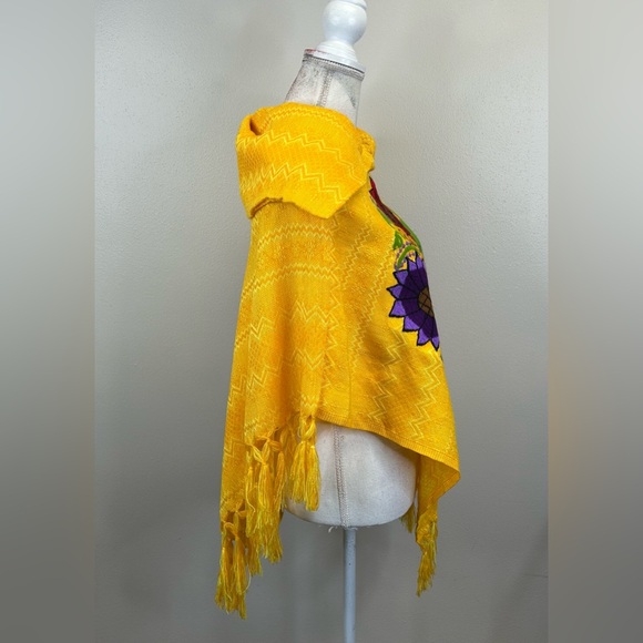 Vibrant Yellow Floral Poncho - Picture 6 of 11